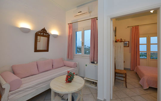 Two-spaces room in hotel Anthousa
